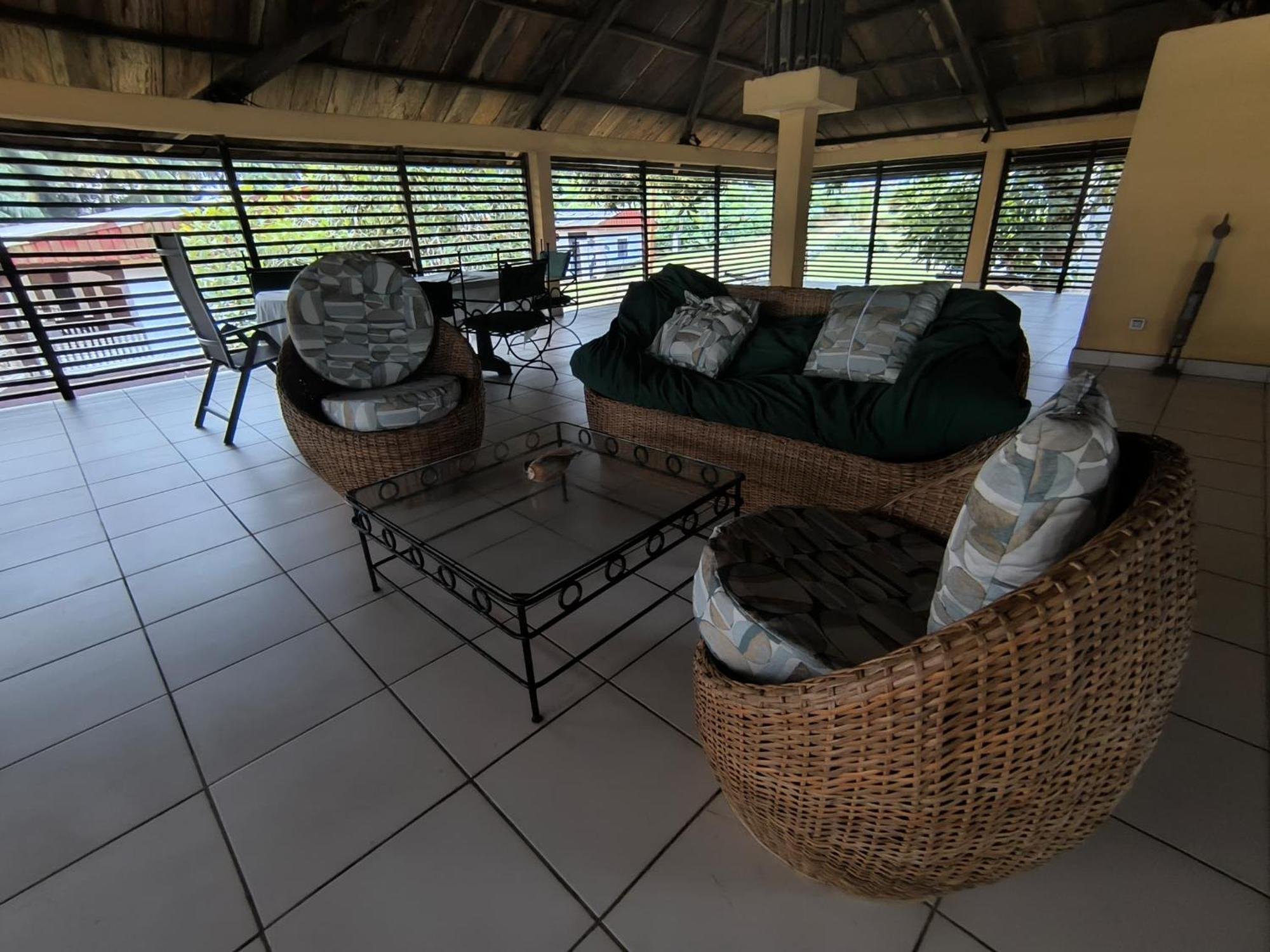 La Villa Lou, Musee Des Arts Grand Batangua Kribi Buitenkant foto